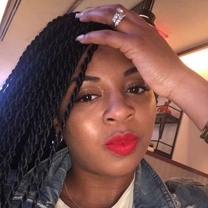 IM JUST HERE FOR FASHION‼️‼️💋💋